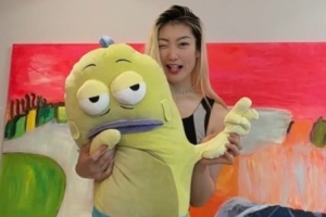 這次是嘻哈搞怪風！女籃球員李夢社媒曬手勢舞視頻