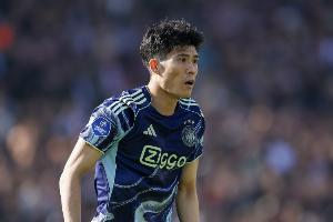 TA：水晶宮正與富安健洋深入談判，有望免簽這位日本國腳
