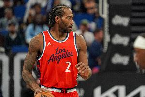 涉事屏幕公司發(fā)言人：小卡與我們無合同 鑒于NBA調(diào)查不知還能說啥