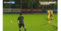 金冠成突入禁區(qū)造點，趙松源主罰點球被撲，U17國足仍0-0河床U17